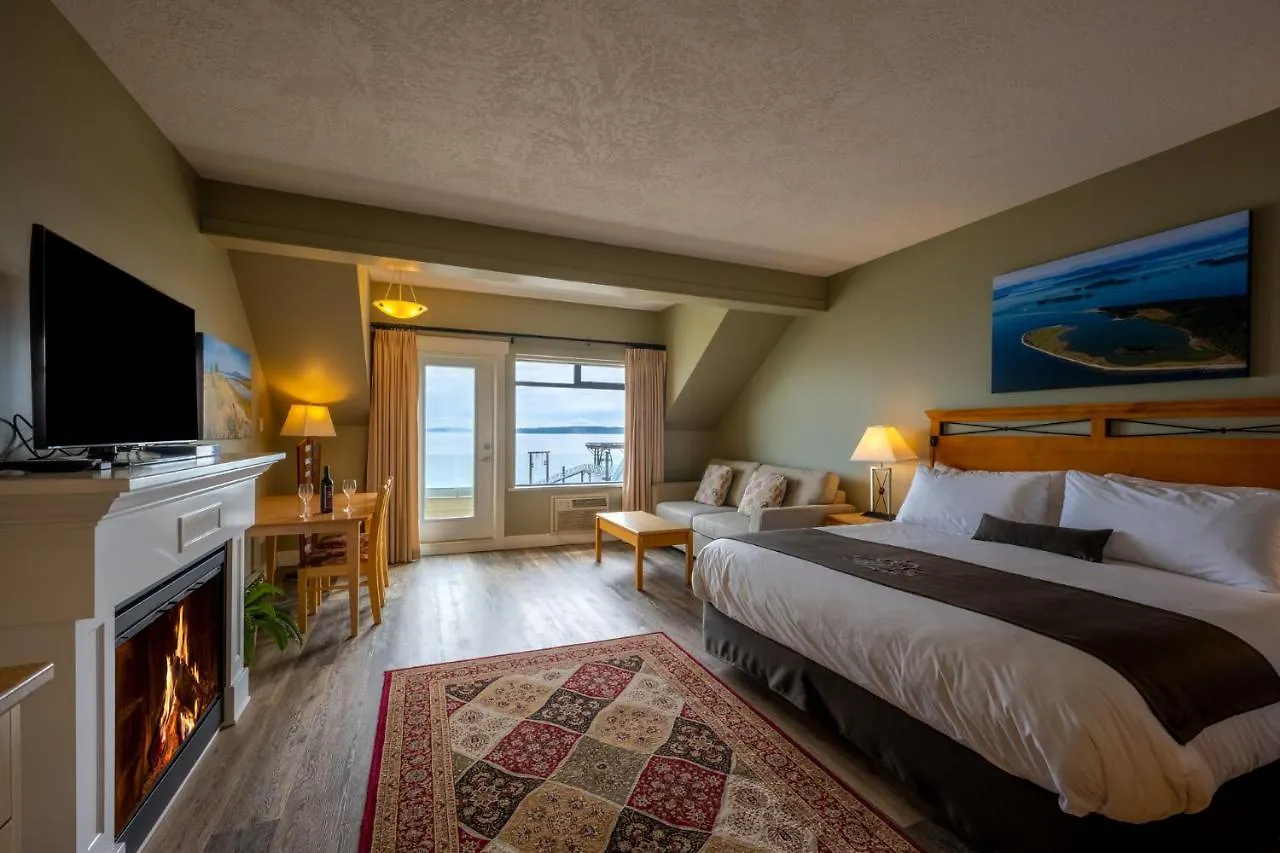 Sidney Waterfront Inn & Suites Hotel