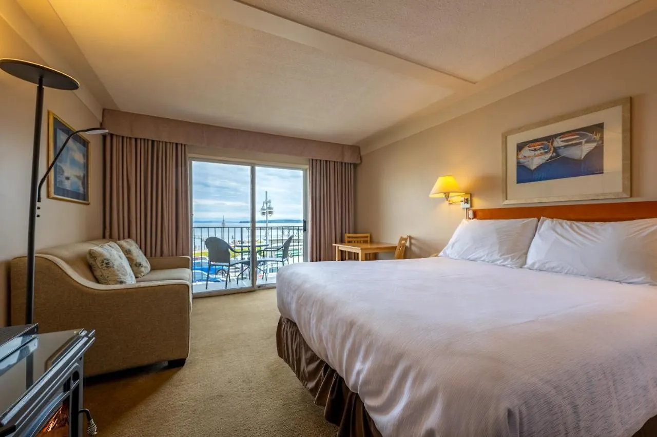 Hotel Sidney Waterfront Inn & Suites